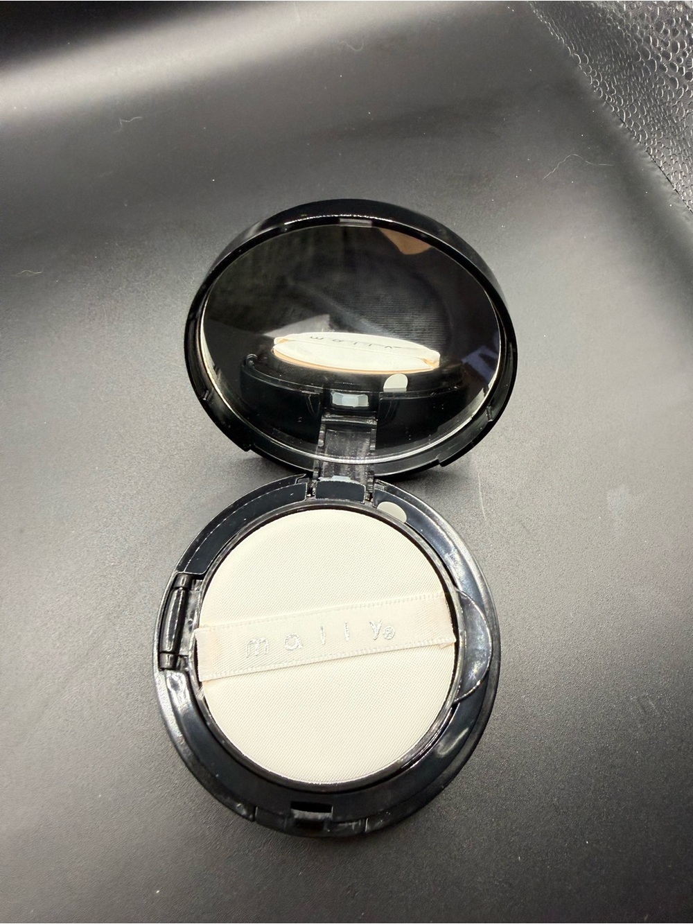 Mally Beauty Flawless Finish Transforming Effect Foundation in shade Light